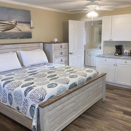 Caribbean Shores Waterfront Resort Jensen Beach Extérieur photo