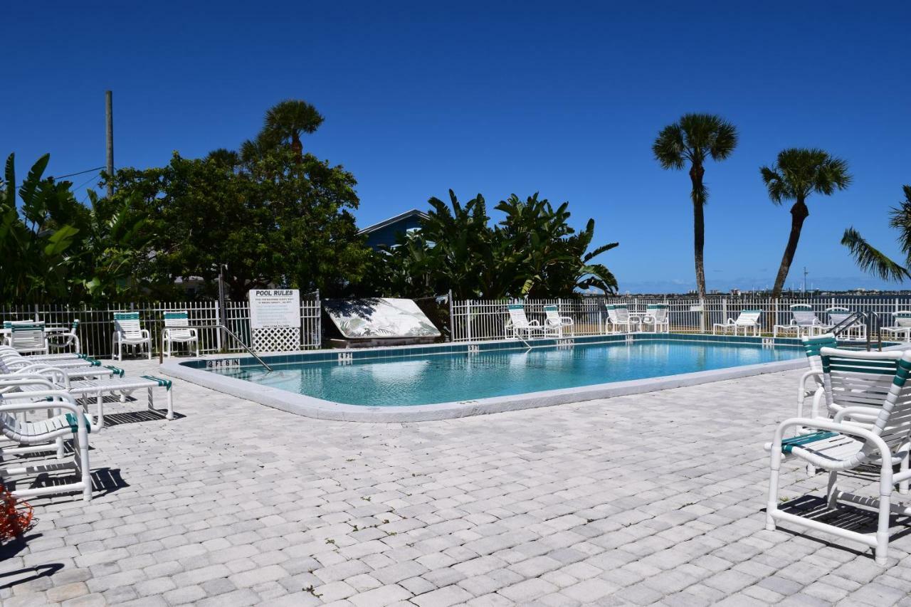 Caribbean Shores Waterfront Resort Jensen Beach Extérieur photo
