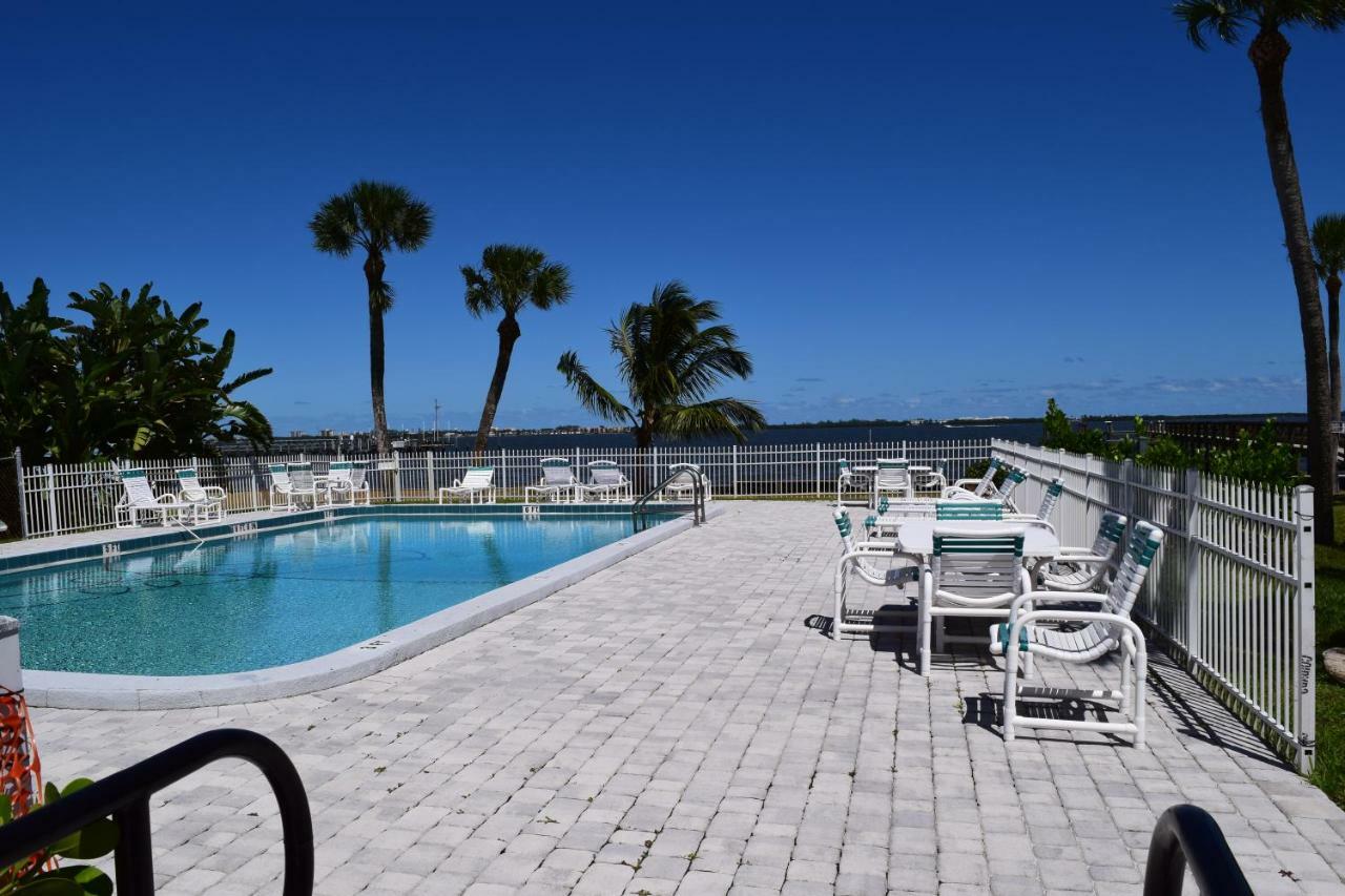 Caribbean Shores Waterfront Resort Jensen Beach Extérieur photo