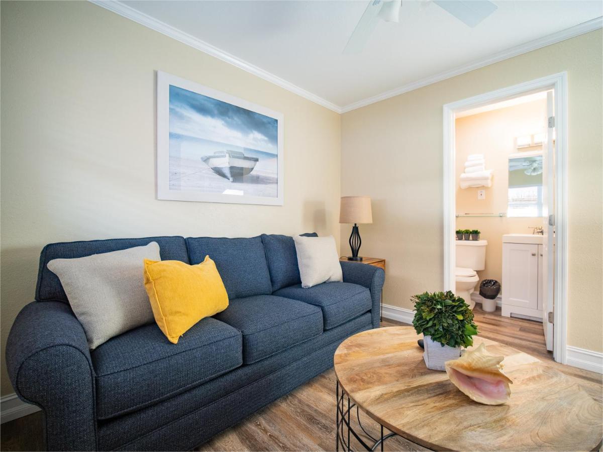 Caribbean Shores Waterfront Resort Jensen Beach Extérieur photo